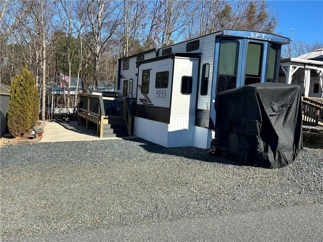 106 Eagle Drive, New London, NC 28127