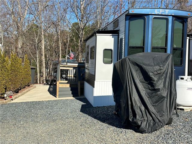 106 Eagle Drive, New London, NC 28127