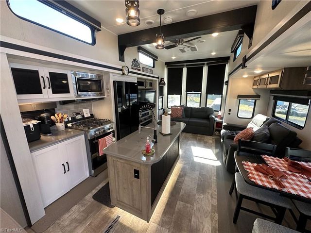 106 Eagle Drive, New London, NC 28127