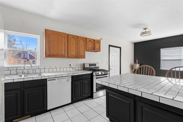 2120 E Main Street, Kalamazoo, MI 49048