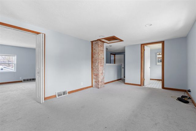 2120 E Main Street, Kalamazoo, MI 49048