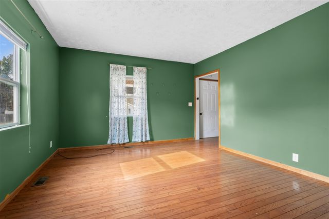 2120 E Main Street, Kalamazoo, MI 49048