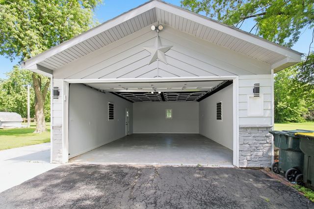 3258 204th Street, Lynwood, IL 60411