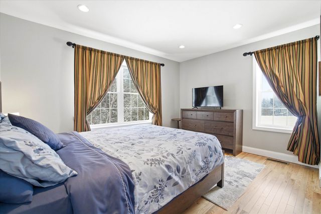 21 Singer Brook Road, Milford, NH 03055