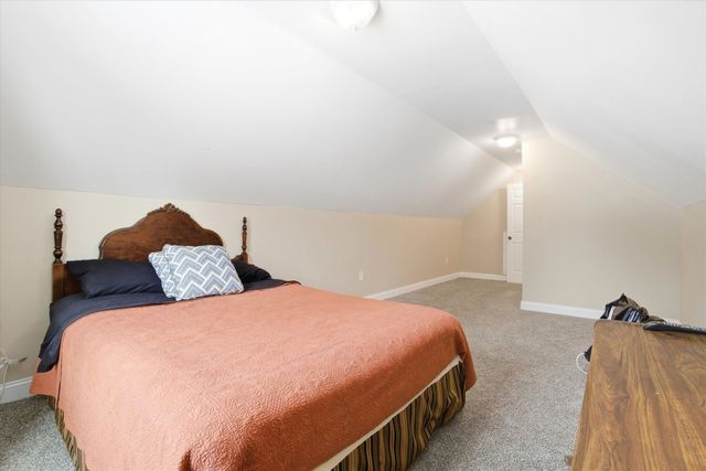 21 Singer Brook Road, Milford, NH 03055