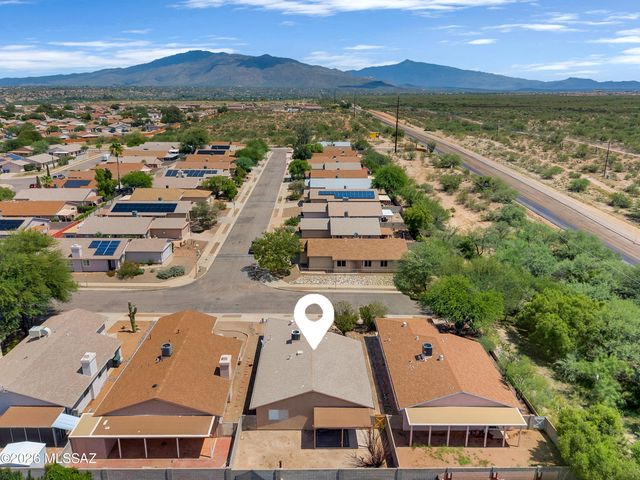4872 S Wild Rose Drive, Tucson, AZ 85730