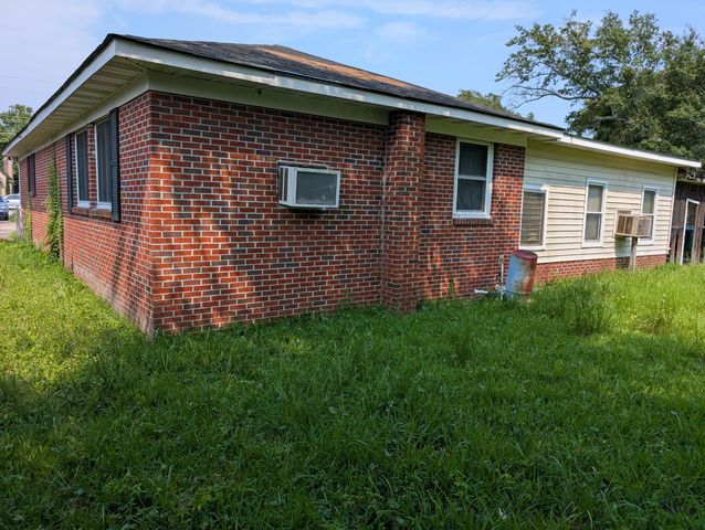 1235 Hamlin Road, Mount Pleasant, SC 29466