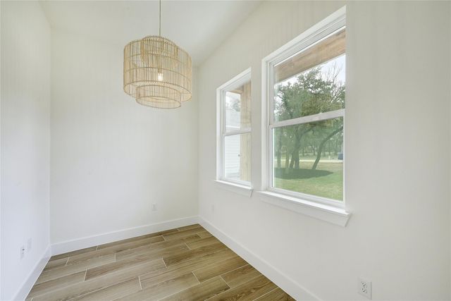 16 Rhapsody LN, Wimberley, TX 78676