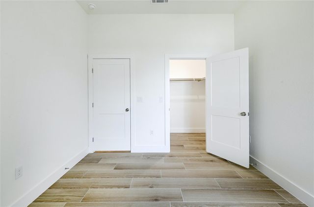 16 Rhapsody LN, Wimberley, TX 78676