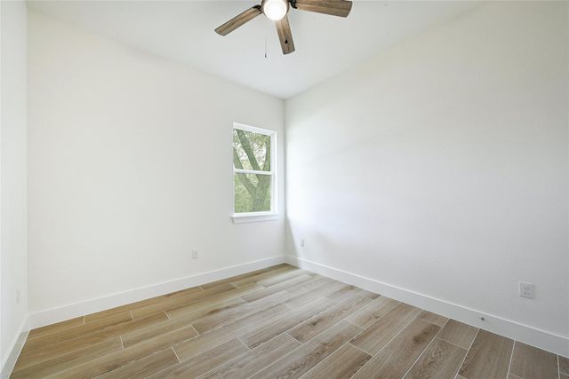 16 Rhapsody LN, Wimberley, TX 78676