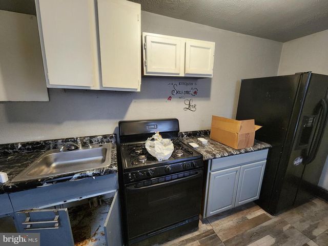 1719 N CAREY ST, Baltimore, MD 21217