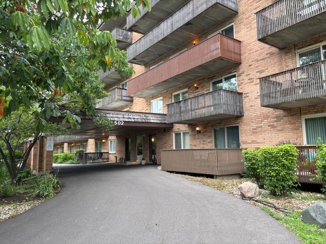 502 Redondo Drive 112, Downers Grove, IL 60516