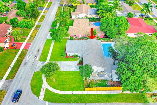 6812 Rio Pinar, North Lauderdale, FL 33068