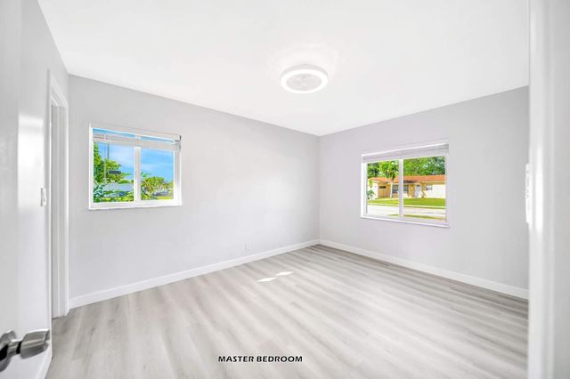 6812 Rio Pinar, North Lauderdale, FL 33068