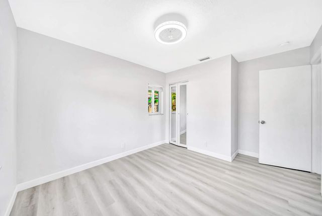 6812 Rio Pinar, North Lauderdale, FL 33068