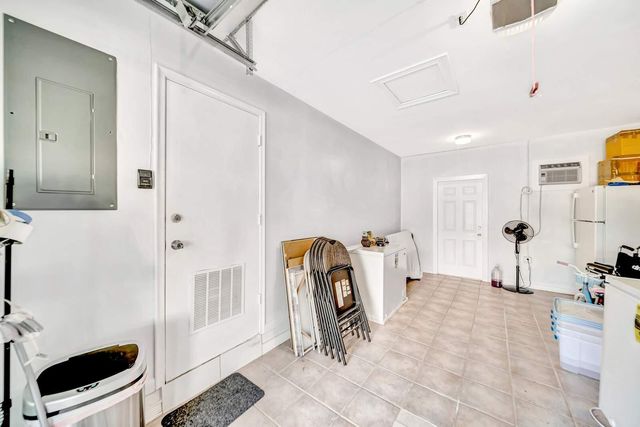 6812 Rio Pinar, North Lauderdale, FL 33068