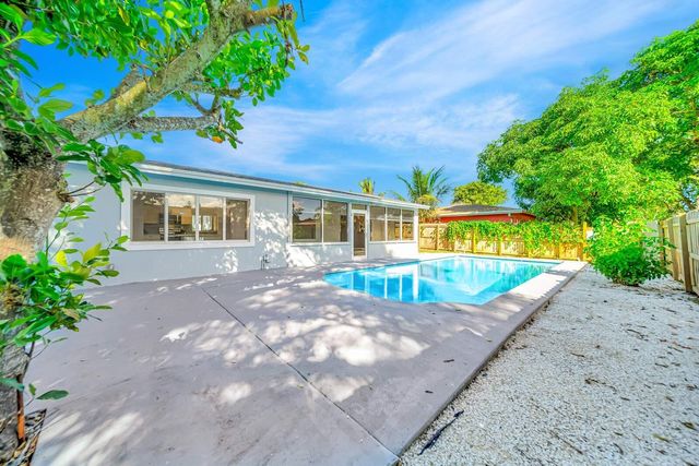 6812 Rio Pinar, North Lauderdale, FL 33068