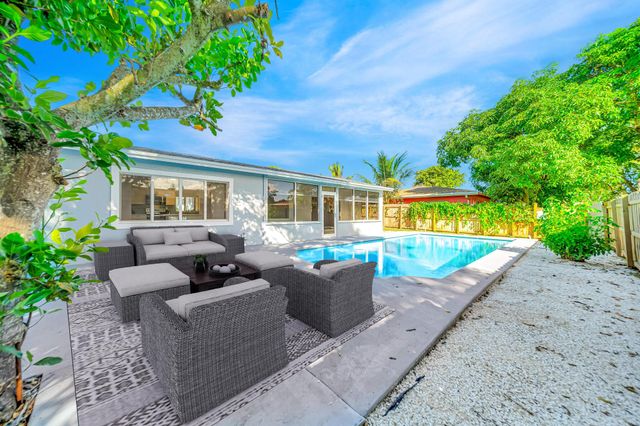 6812 Rio Pinar, North Lauderdale, FL 33068