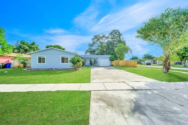 6812 Rio Pinar, North Lauderdale, FL 33068