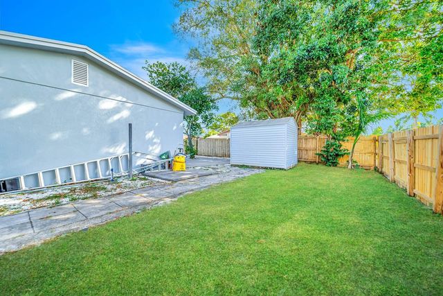 6812 Rio Pinar, North Lauderdale, FL 33068