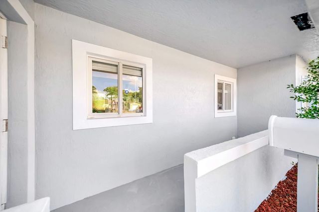 6812 Rio Pinar, North Lauderdale, FL 33068