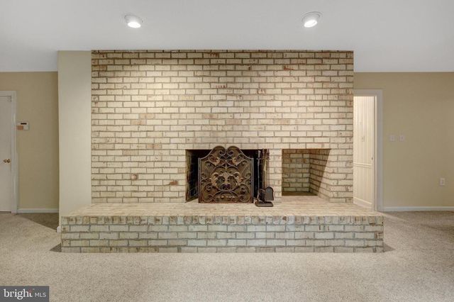 1468 HIGHWOOD DR, Mclean, VA 22101