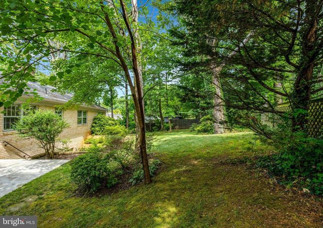 1468 HIGHWOOD DR, Mclean, VA 22101