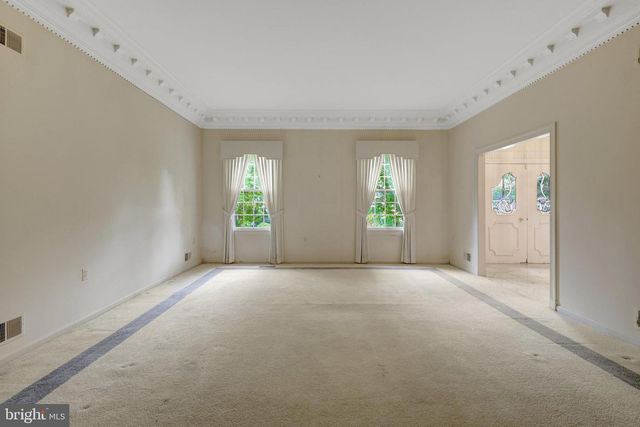 1468 HIGHWOOD DR, Mclean, VA 22101