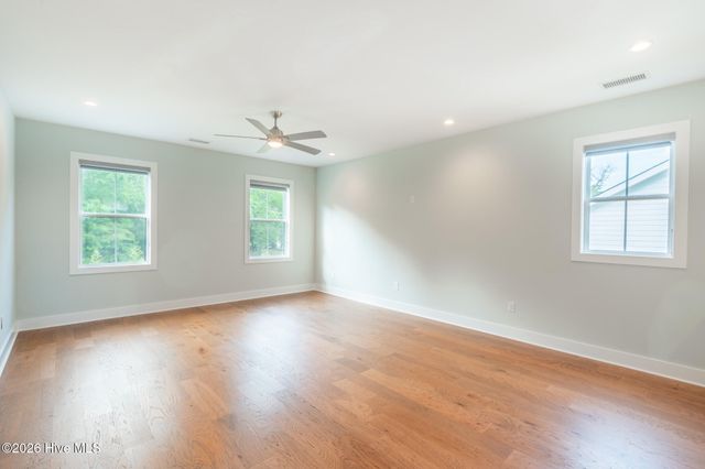 8249 Winding Creek Circle, Wilmington, NC 28411