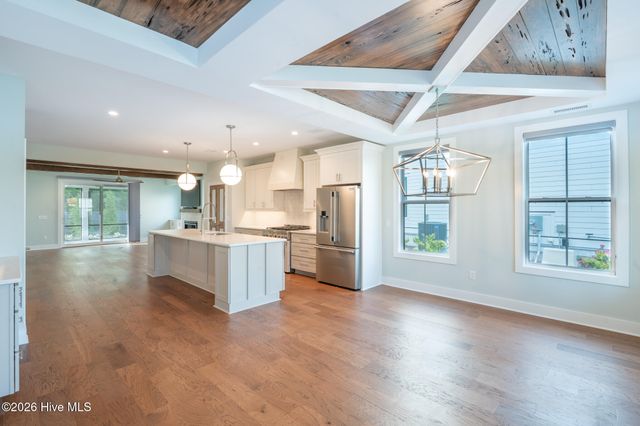 8249 Winding Creek Circle, Wilmington, NC 28411
