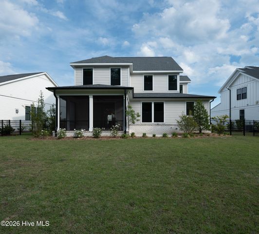 8249 Winding Creek Circle, Wilmington, NC 28411