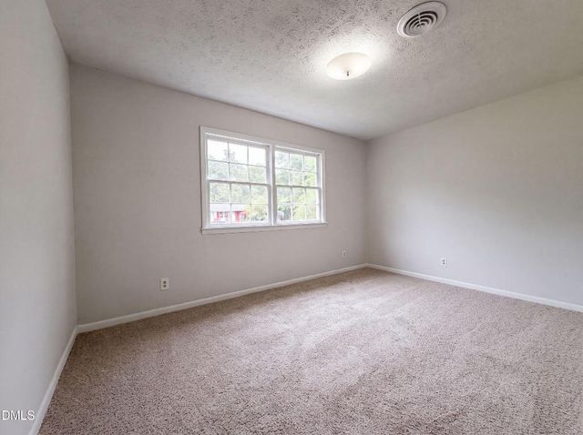 6616 Amanda Circle, Fayetteville, NC 28304