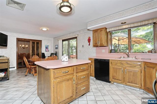 245 Highland Avenue, Wood Ridge, NJ 07075