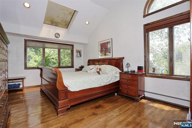 245 Highland Avenue, Wood Ridge, NJ 07075
