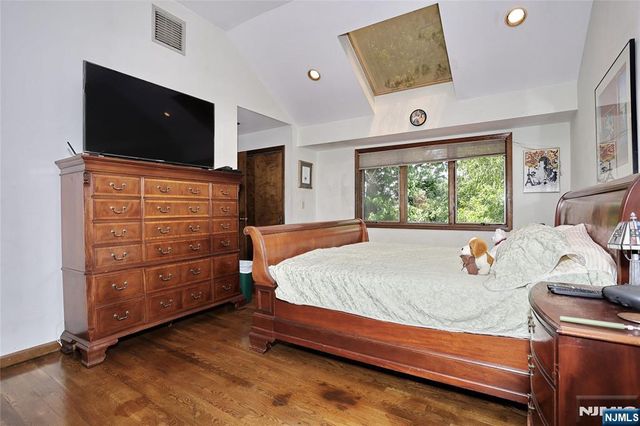 245 Highland Avenue, Wood Ridge, NJ 07075