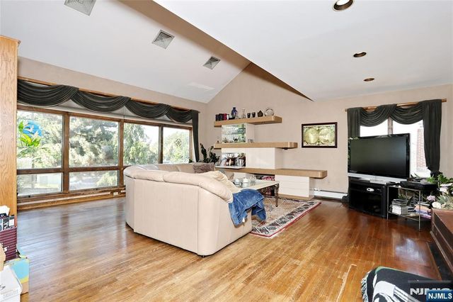 245 Highland Avenue, Wood Ridge, NJ 07075