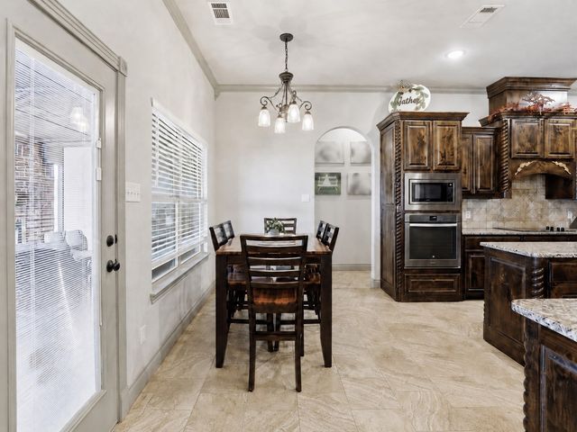 115 Mike Thornton Court, Weatherford, TX 76088