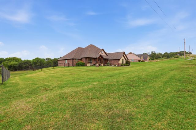 115 Mike Thornton Court, Weatherford, TX 76088
