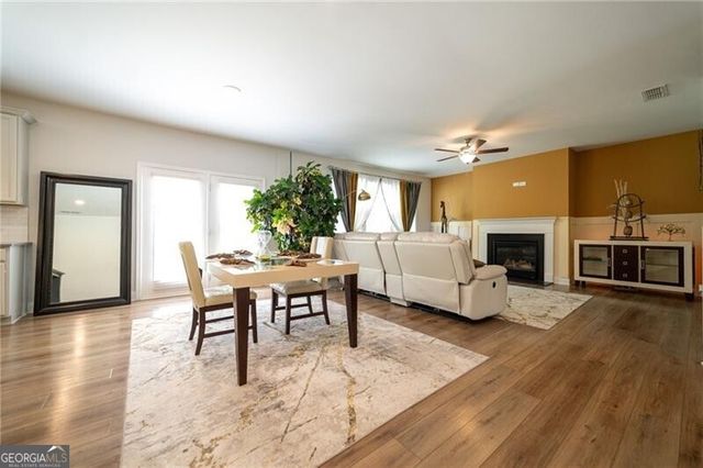 4760 Holly Grape Drive, Atlanta, GA 30331