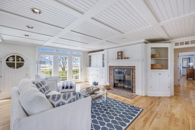 506 Paines Creek Rd, Brewster, MA 02631