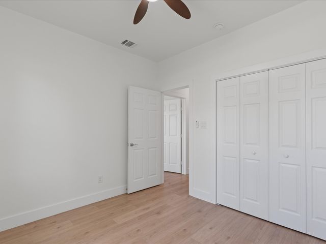 799 Blue Fathom Drive, Runaway Bay, TX 76426