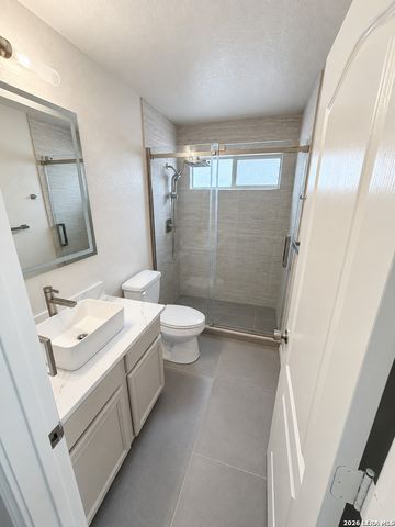 1355 Pinnacle Falls, San Antonio, TX 78260