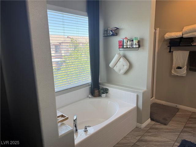 6867 Dragonfly Rock Street, Las Vegas, NV 89148