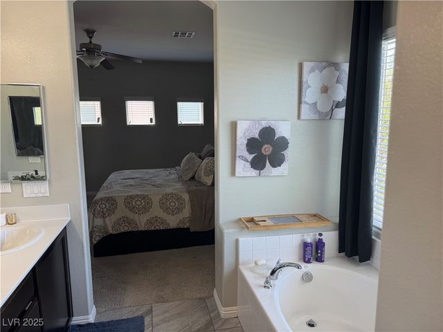 6867 Dragonfly Rock Street, Las Vegas, NV 89148