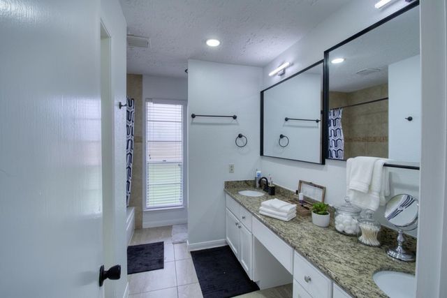 16419 Lost Quail Drive, Houston, TX 77489