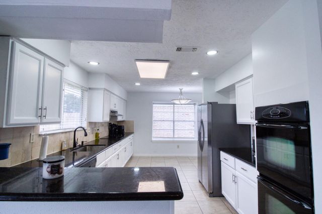 16419 Lost Quail Drive, Houston, TX 77489
