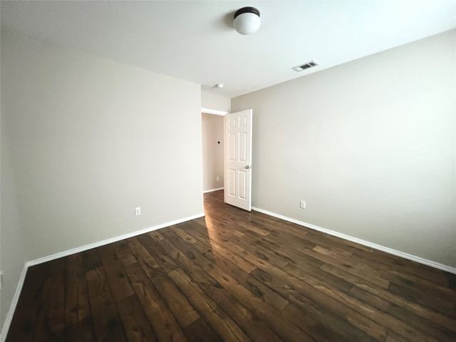 6928 Derbyshire Drive, Fort Worth, TX 76137