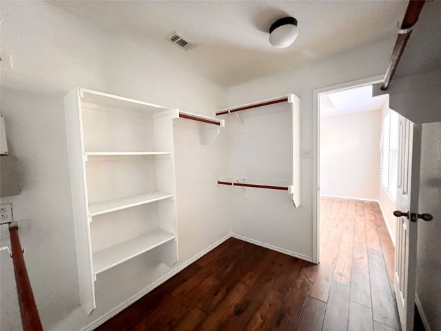 6928 Derbyshire Drive, Fort Worth, TX 76137