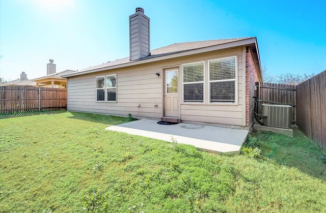 6928 Derbyshire Drive, Fort Worth, TX 76137