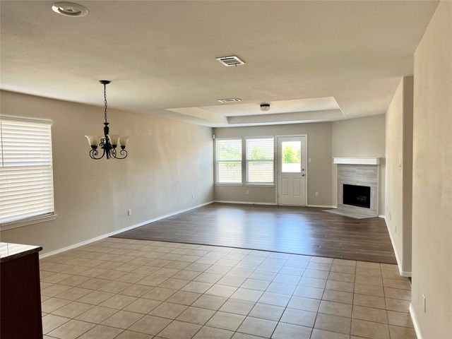 6928 Derbyshire Drive, Fort Worth, TX 76137